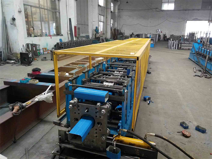 Purification board, cabinet profile equipment