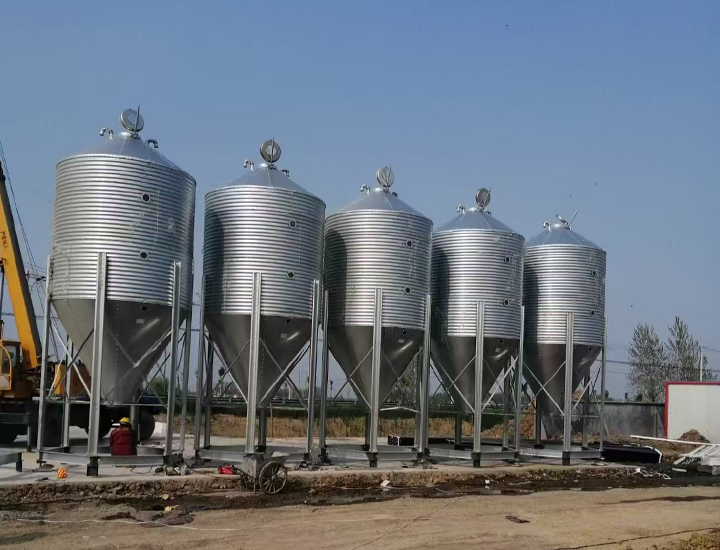 Finished product silo